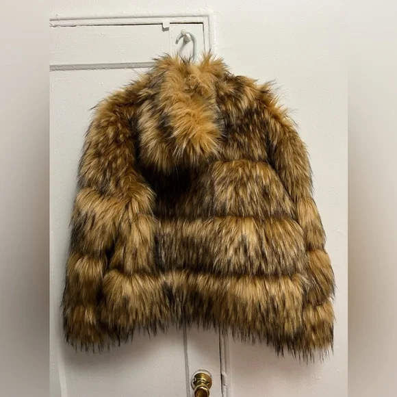 Faux Fur Coat With Hood - Picture 6 of 11